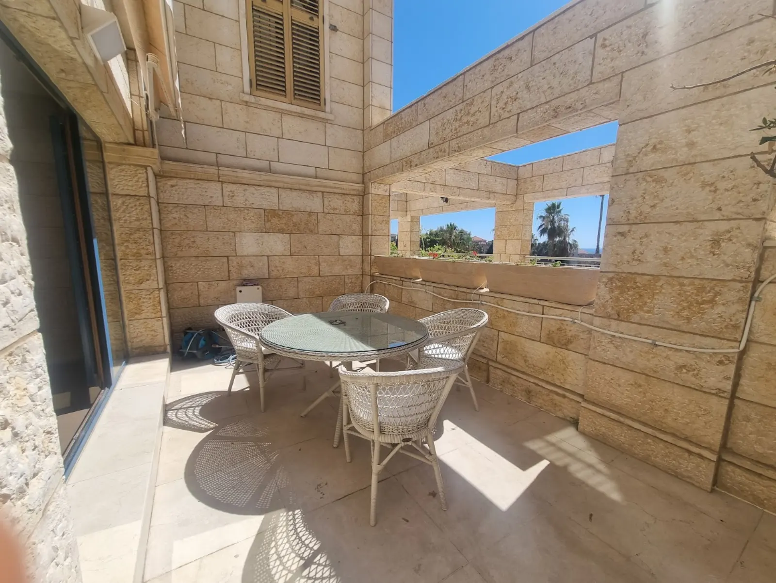 תמונה ממוזערת 4