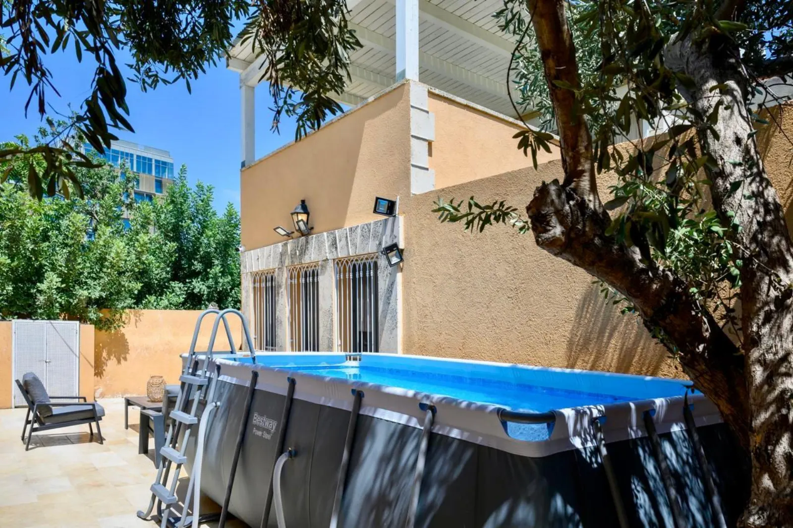 תמונה ממוזערת 4