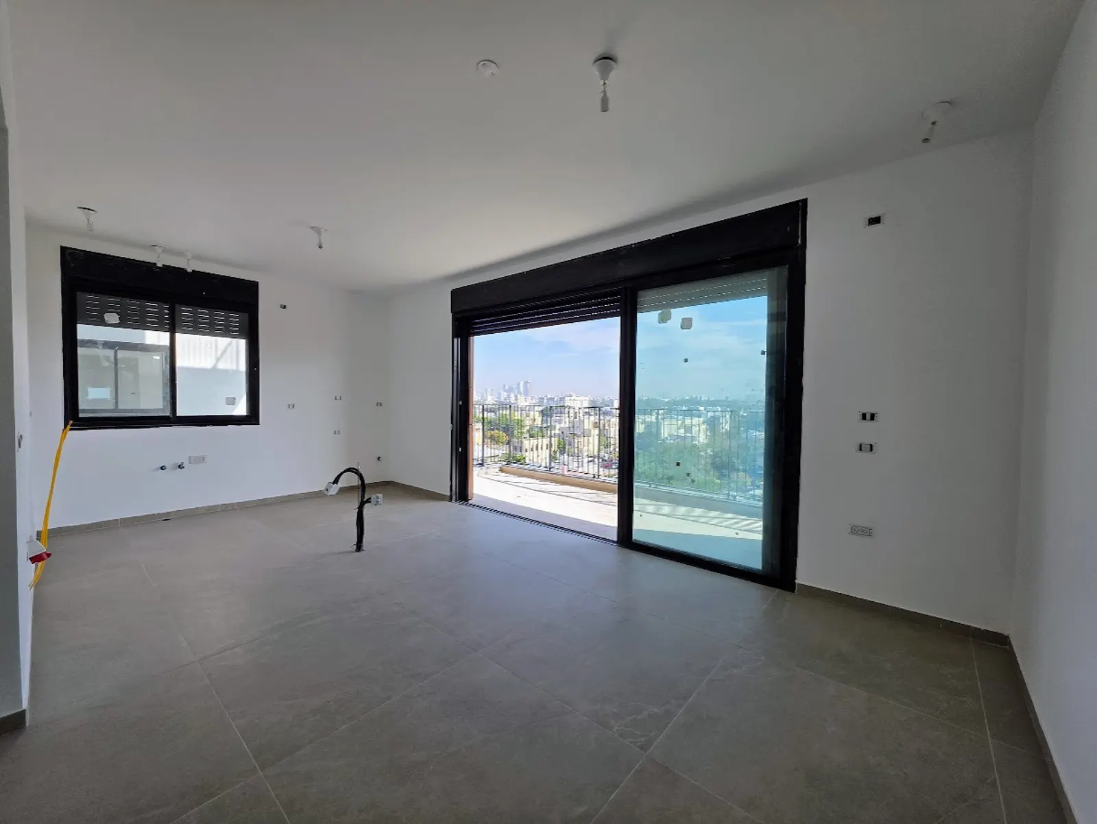 דירת 4 חדרים חדשה לכניסה מיידית בשכונת צה"לון – יפו